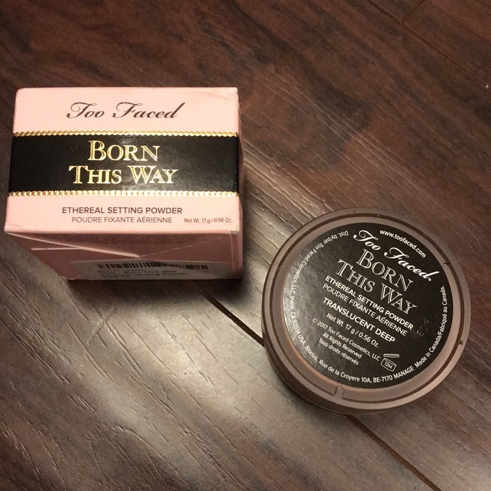 Too Faced Born This Way Setting Powder - Picture 3 of 5